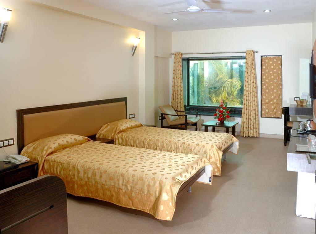 Hotel Airlink Bombay Exterior foto
